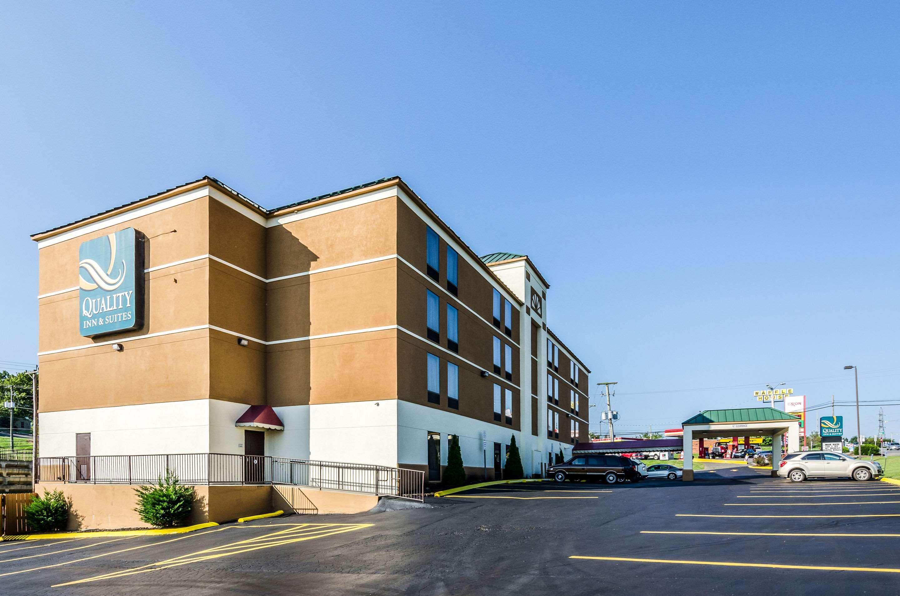 Spark By Hilton Wytheville East Main Street Exterior photo
