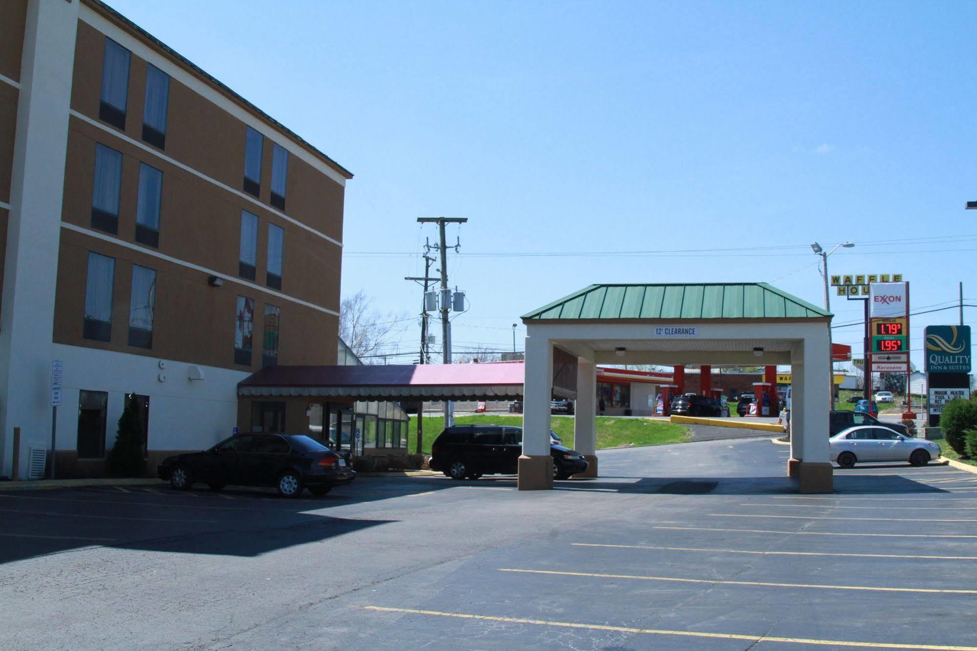 Spark By Hilton Wytheville East Main Street Exterior photo